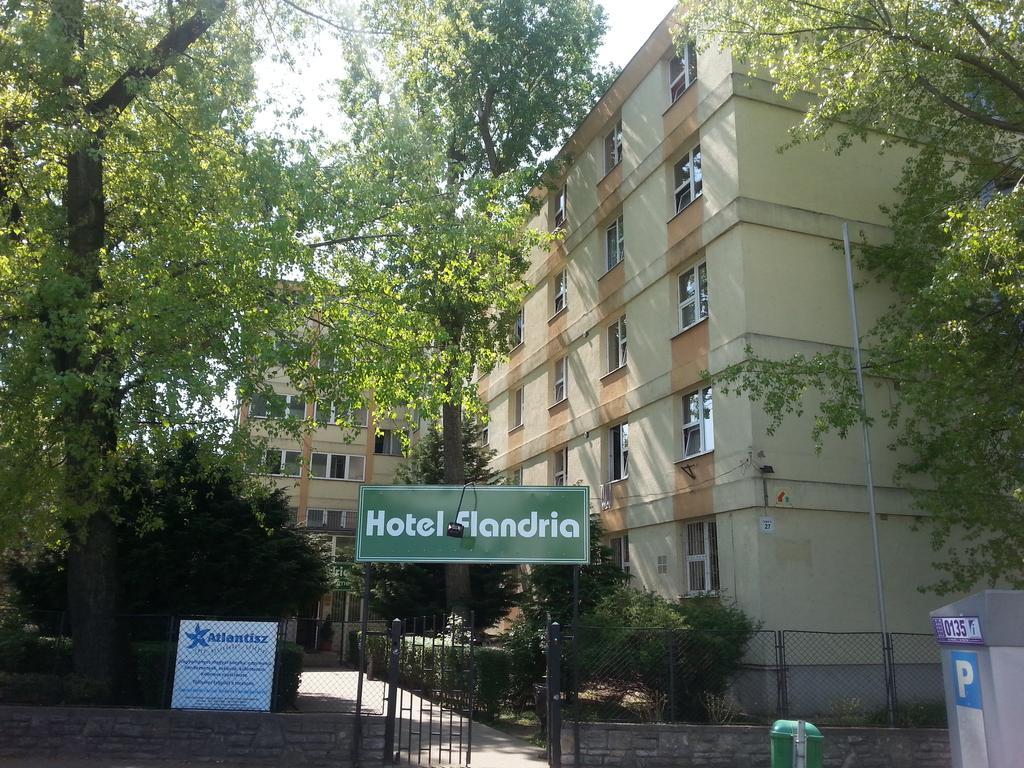 Hostel Flandria Budapest Luaran gambar